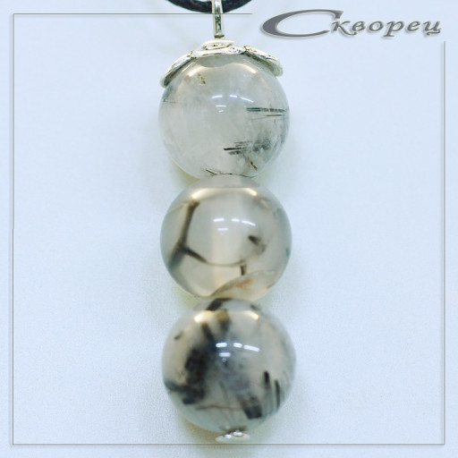 421103 - Подвеска три шарика 10 мм из агата волосатика