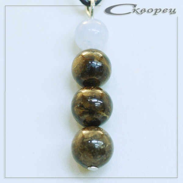 421151 - Подвеска три шарика 8 мм из бронзонита