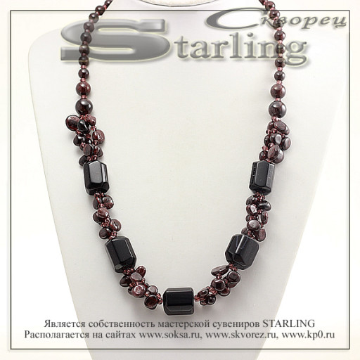 3526951-3 - Колье самоцветы агат и гранат  Веста